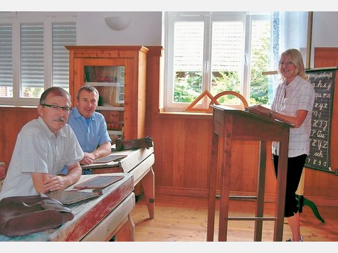 Josef Rmann, Ludger Hanke und Doris Baur bereiten das Schuljubilum vor. ▪