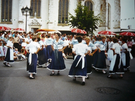 Volkstanzgruppe 6